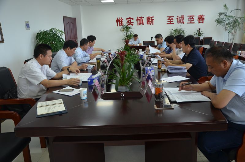 湖北省高院党组成员、政治处主任程宝清到麻城市法院调研内设机构改革试点工作 (1)_副本.jpg