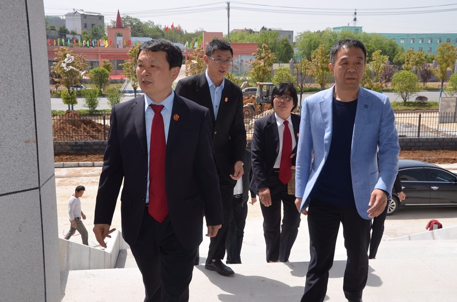 4视察新建法庭——黄金桥法庭.JPG