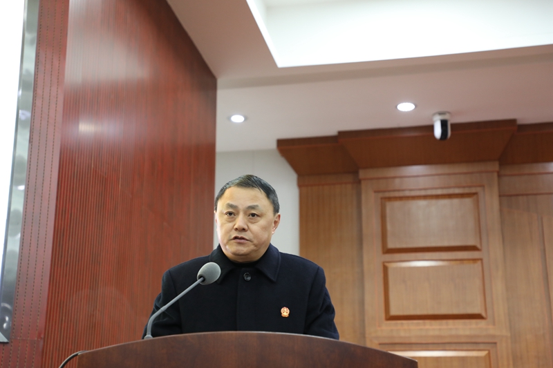7民一庭庭长郭显宏述职.JPG
