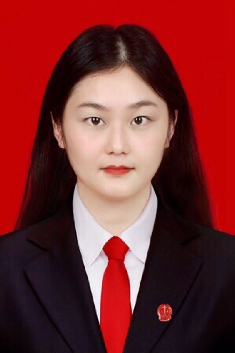 杨欢.jpg