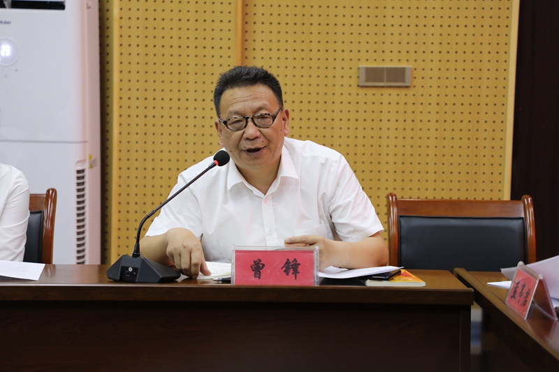 滑动3.JPG